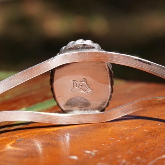 Vintage Sterling Silver Turquoise Cuff Bracelet - Picture 11 of 16